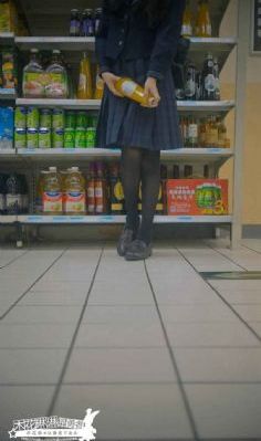 年轻的嫂子韩国伦理片_国产剧免费观看