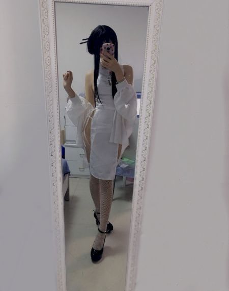 在她体内灌尿h_BD英语在线视频观看