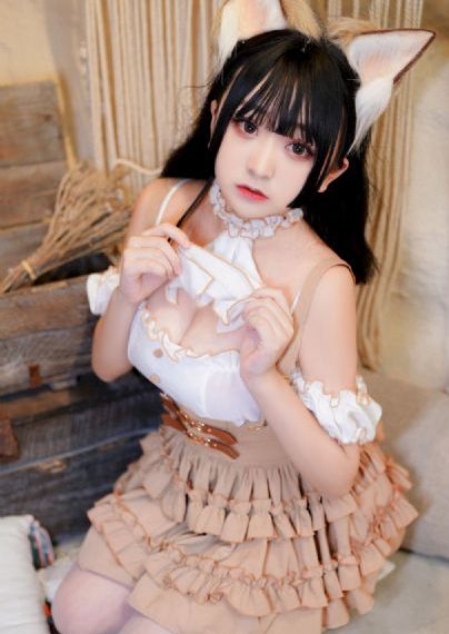 摸进她的内裤里疯狂揉她.视频_BD电影完整版